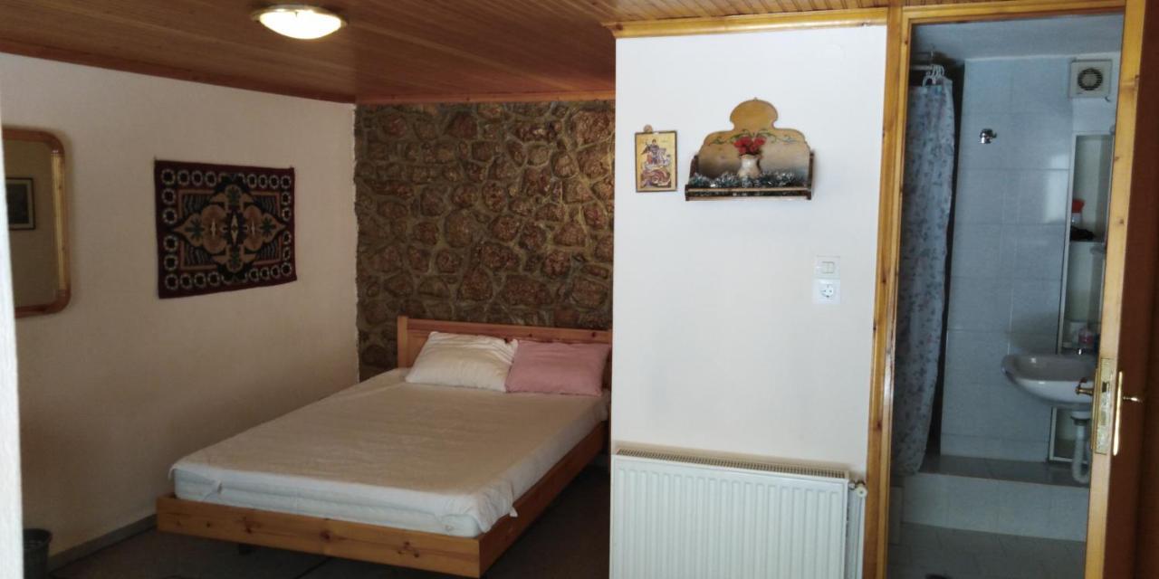 Country Style Room At The Center Of Arachova Luaran gambar
